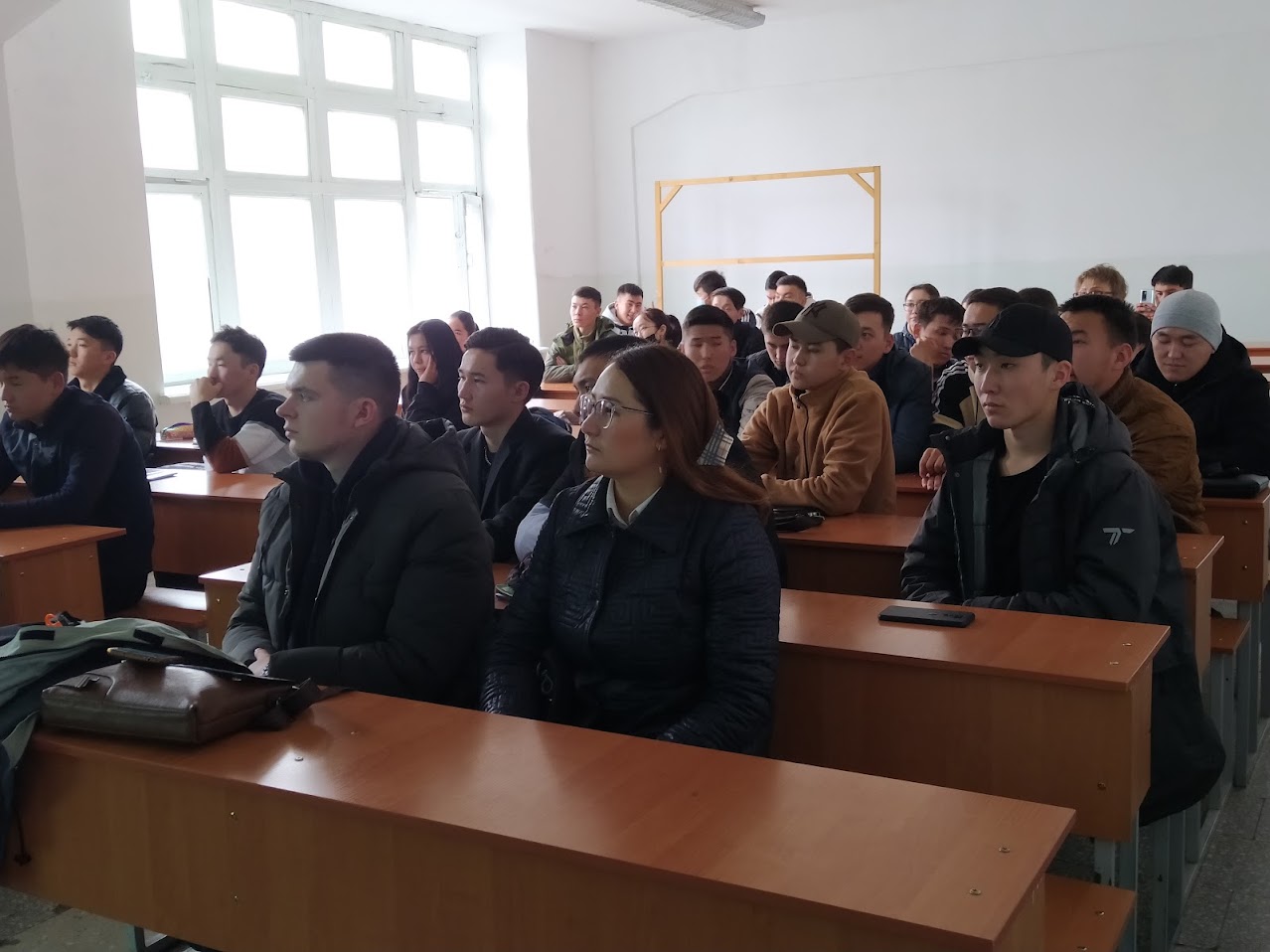 Гостевые лекции и гибридное техническое обучение в GIT для природных ресурсов в Кыргызстане